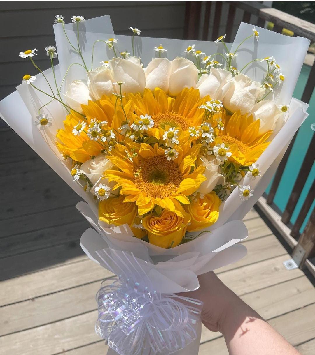 Sunflower Flat Bouquet